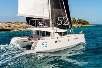Luxury boats Charter